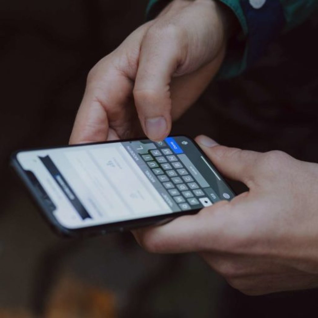 NEWS TECH By 2030, every person in the planet will have a smartphone